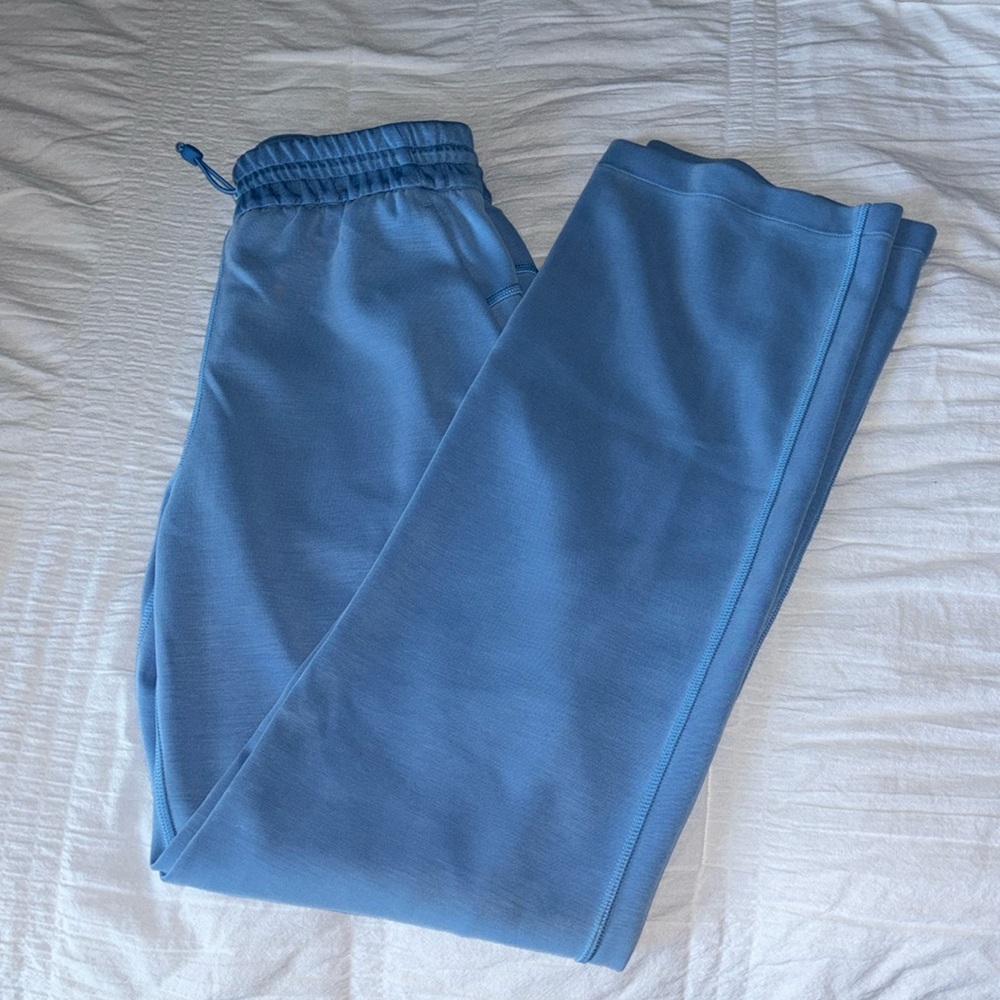 lululemon softstreme high-rise pant size 4